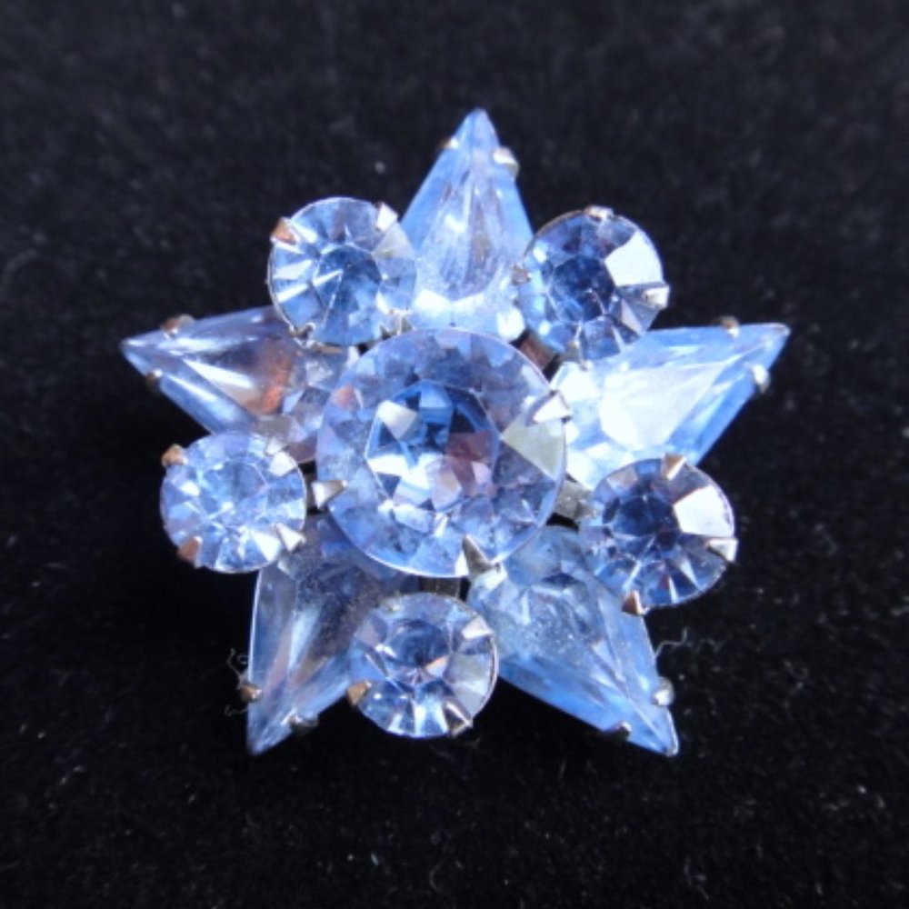 VTG Blue Star Brooch - Picture 8 of 9